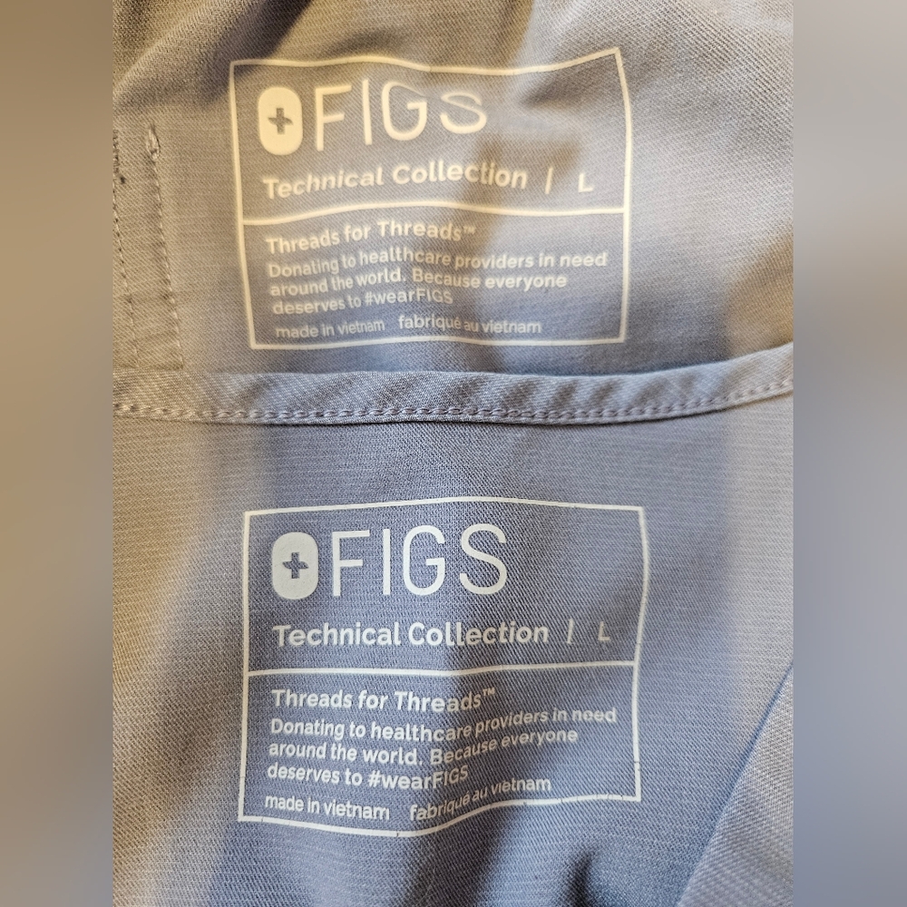 Figs Technical Collection Scrub Set - Picture 2 of 4